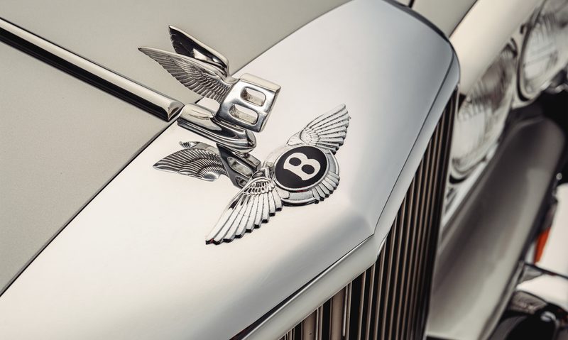 Thoroughly reconditioned and restored Bentley T-Series standad saloon hood ornament.