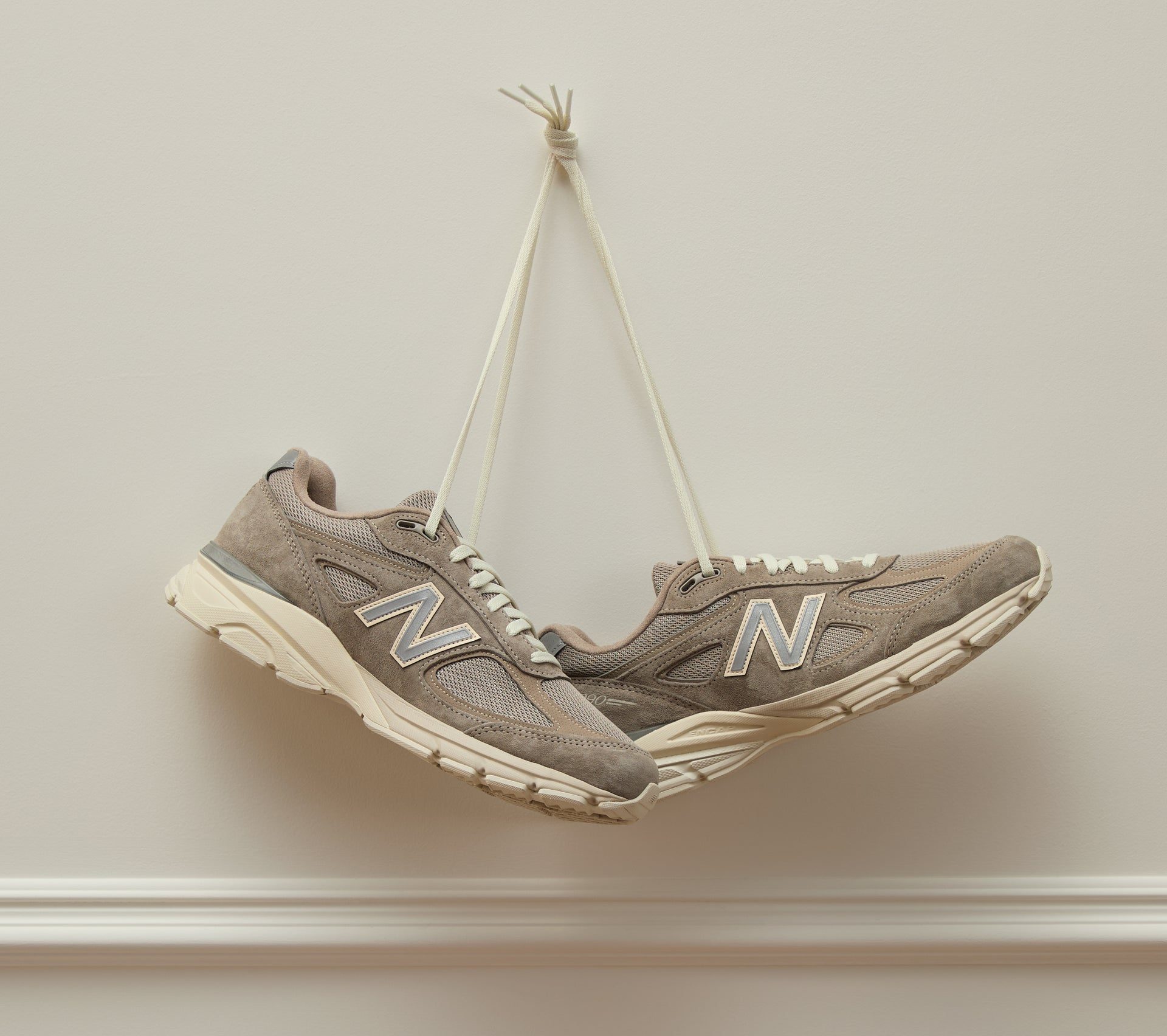 New Balance × KITH スニーカー New Balance and Kith's newest drop - The Manual