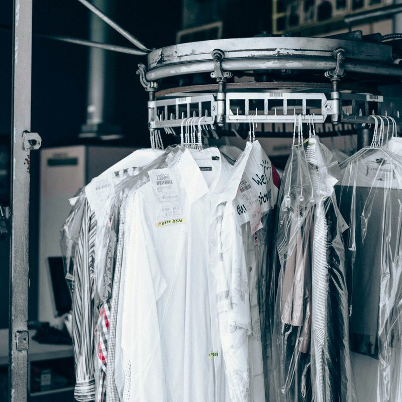 Dry cleaning rack