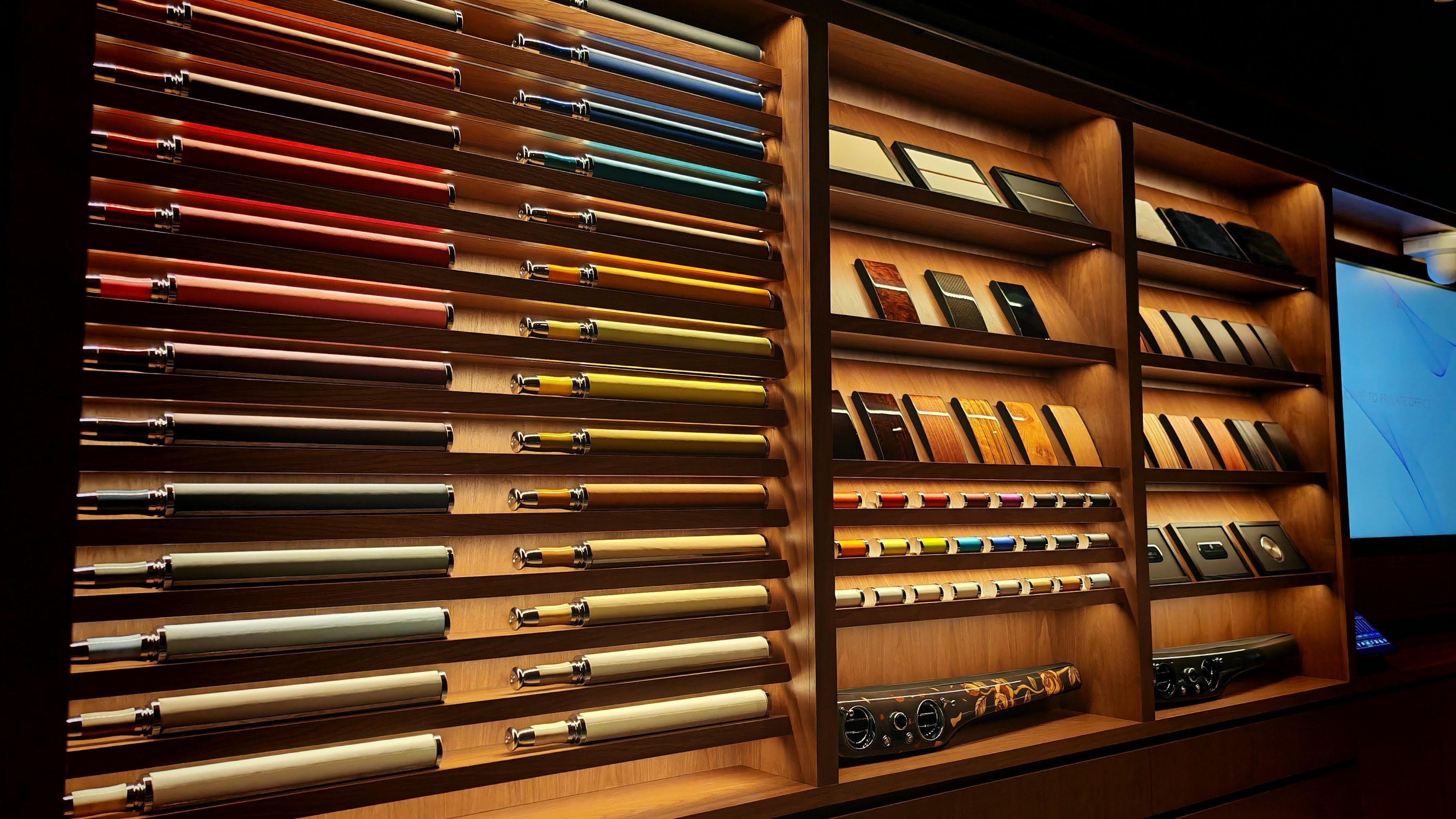 Sample wall Rolls Royce Private Office