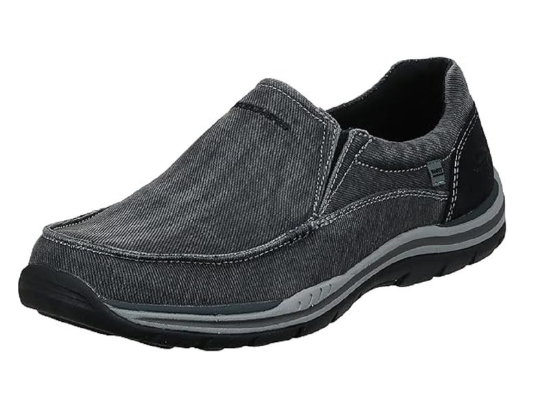 The Skechers Men's Expected Avillo on a white background.