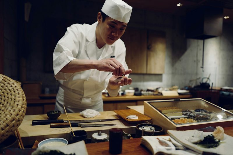 Sushi chef, Tokyo, Japan