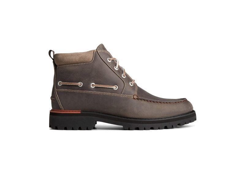 sperry chukka boot product page