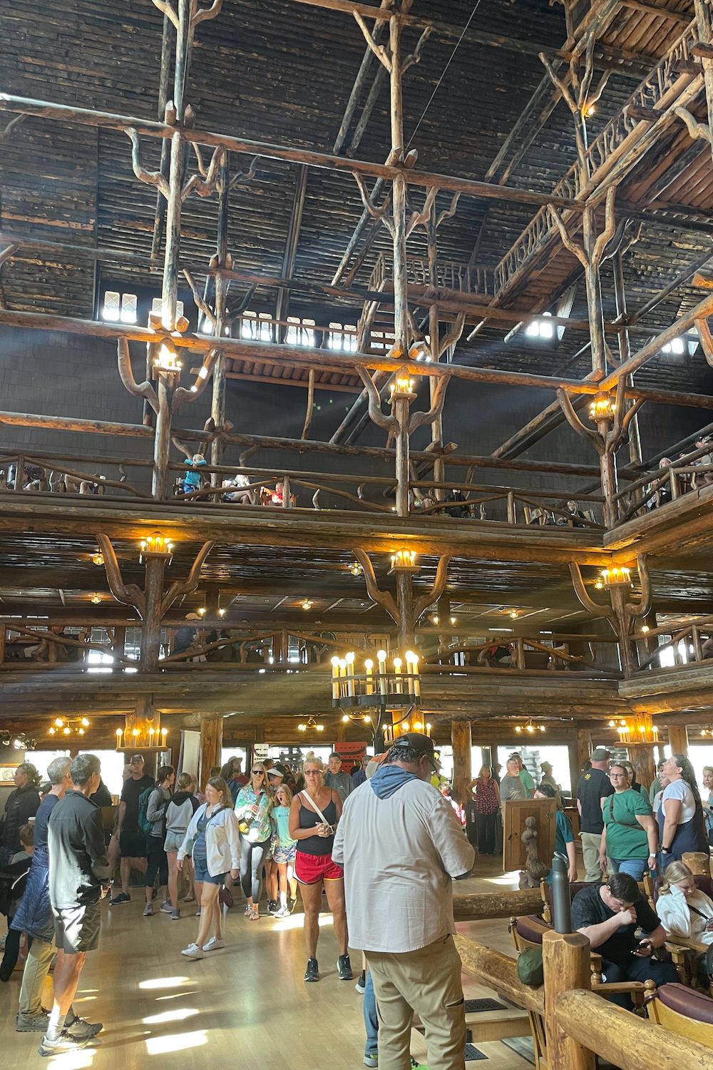 Old Faithful Inn.