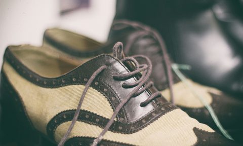 close up on oxford shoe laces