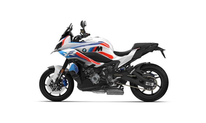 2025 BMW M 1000 XR.