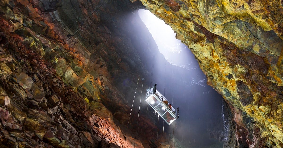 Thrihnukagigur Volcano