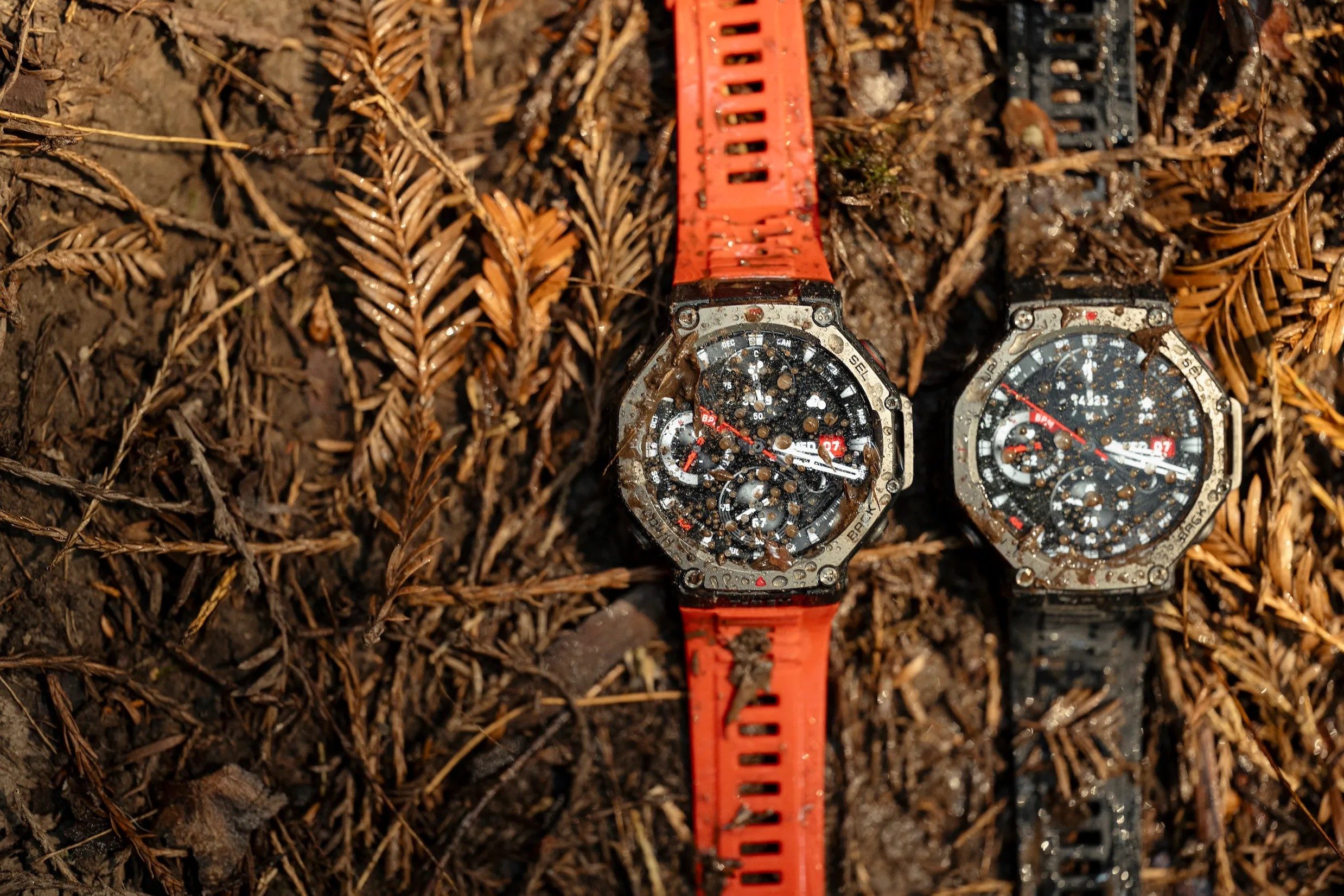 Amazfit-T-Rex-3-smartwatch-getting-dirty-outdoors