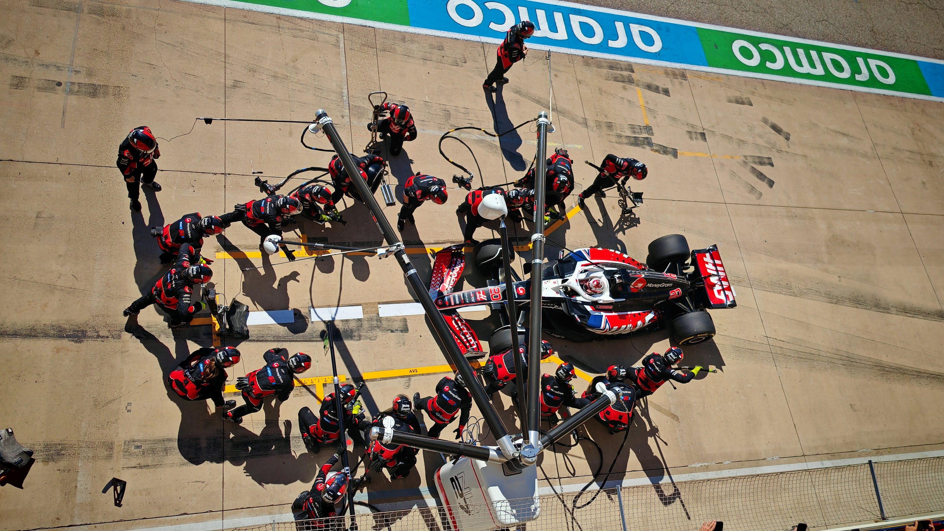 Top view of Magnussen pit stop US GP 2024