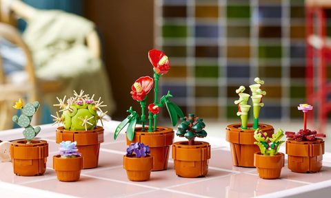 An array of Lego plants in Lego pots from the Lego Icons Tiny Plants kit.