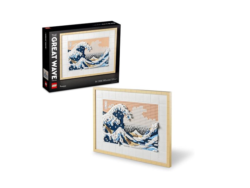 A Lego rendition of Hokusai's The Great Wave next to its box.