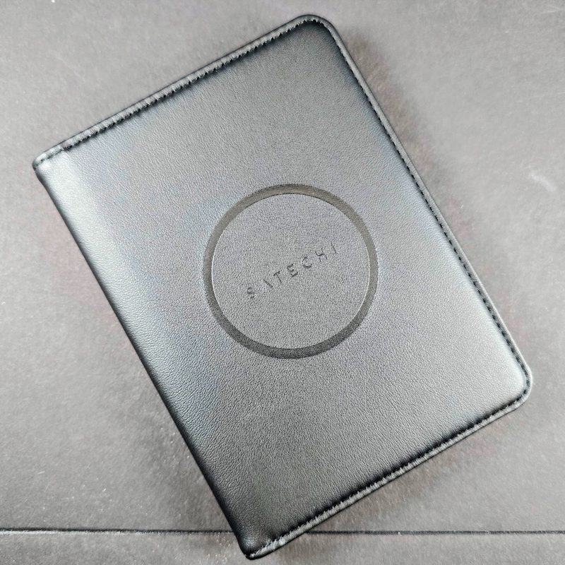 Close up of Satechi smart passport case