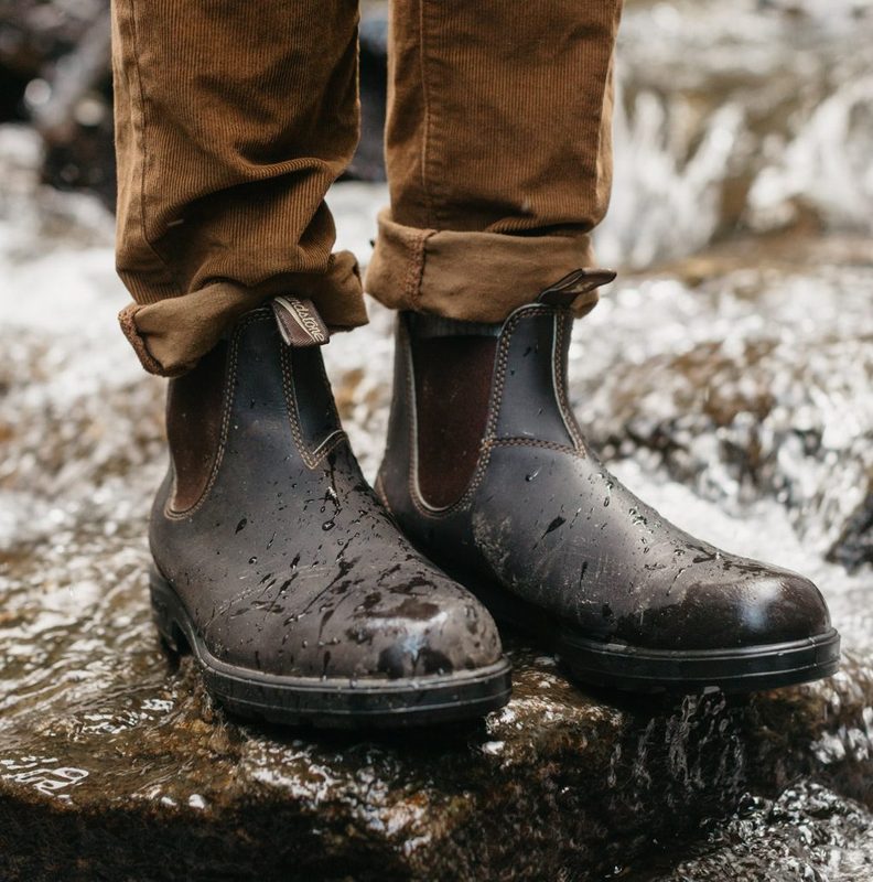 blundstone chelsea boots