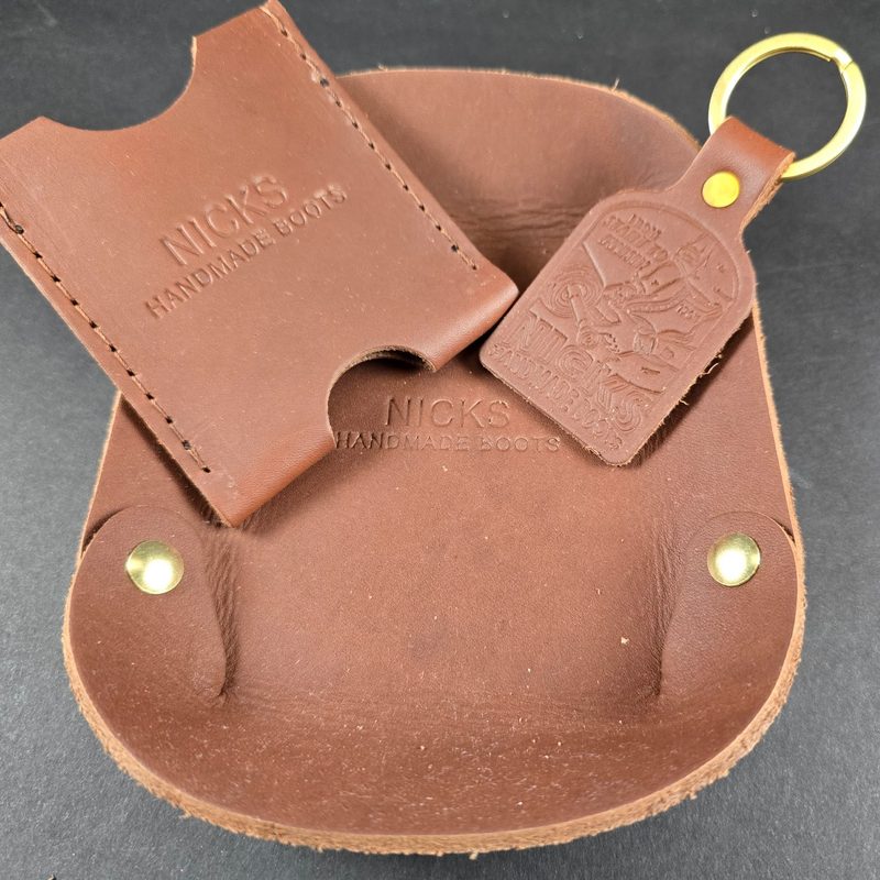Close up of Nick's to go leather kit