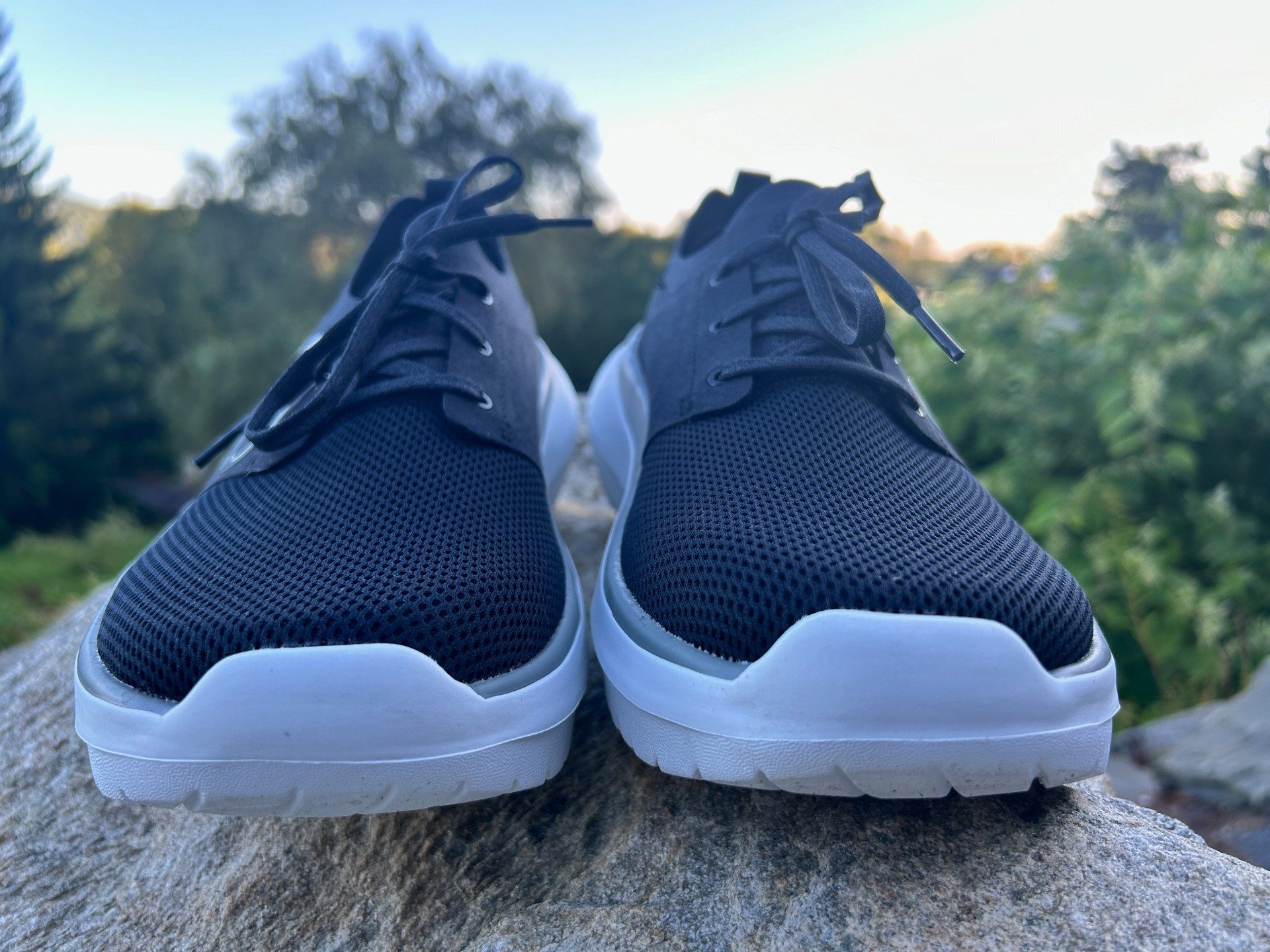 ooMY Stride front