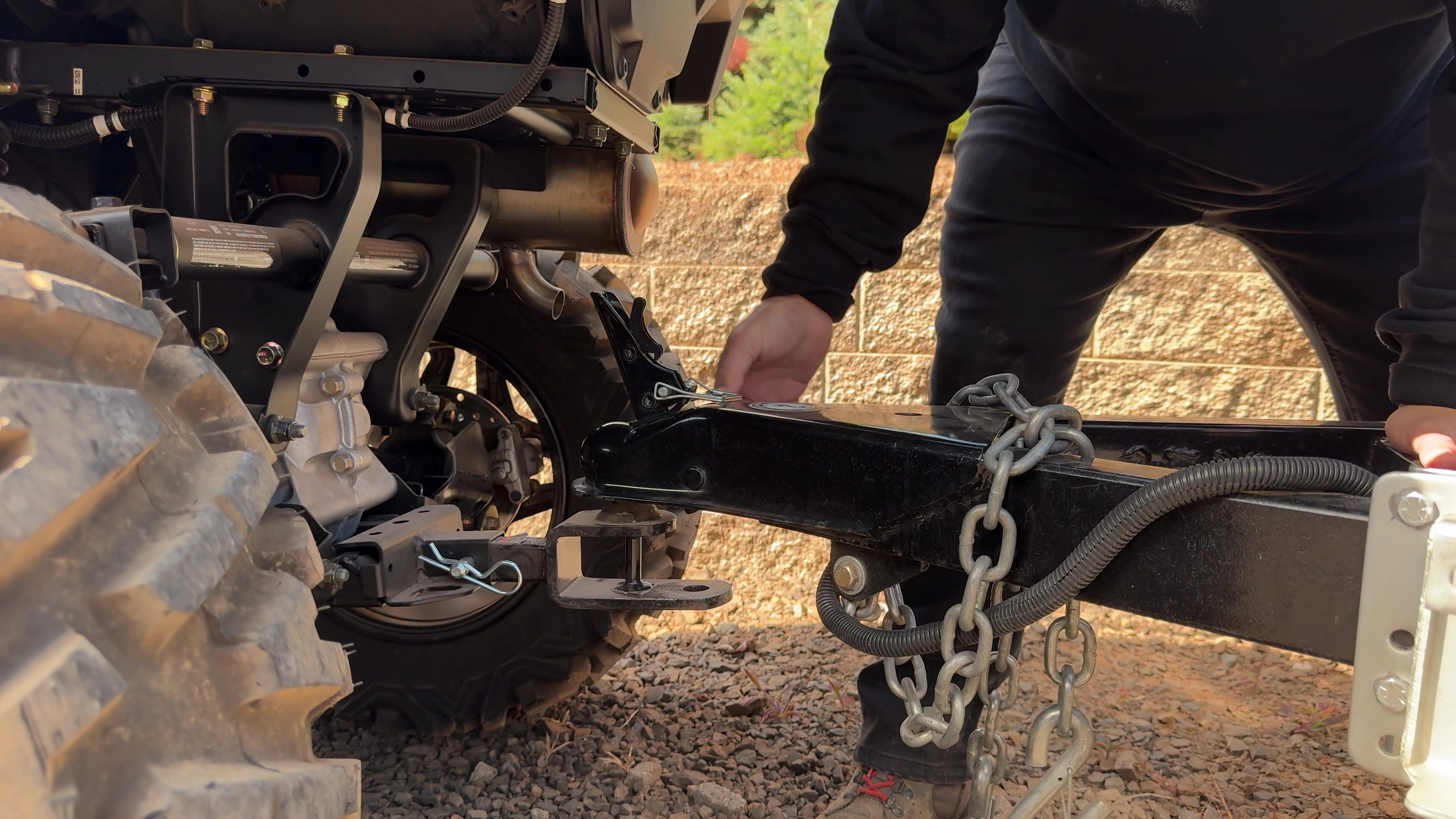 2025 Polaris Sportsman 570 Touring Premium trailer hitch with trailer attached
