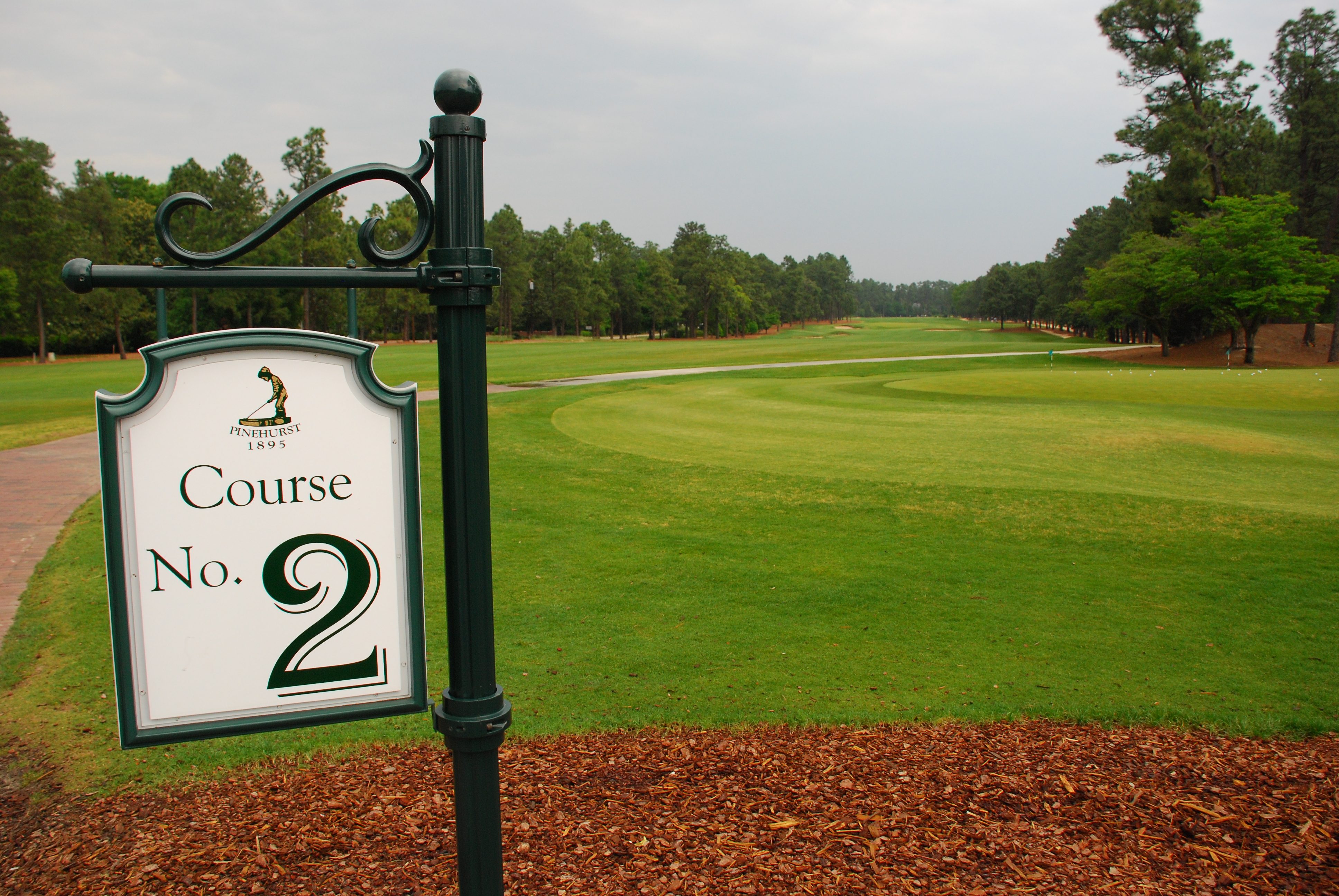 Pinehurst No. 2 golf course sign