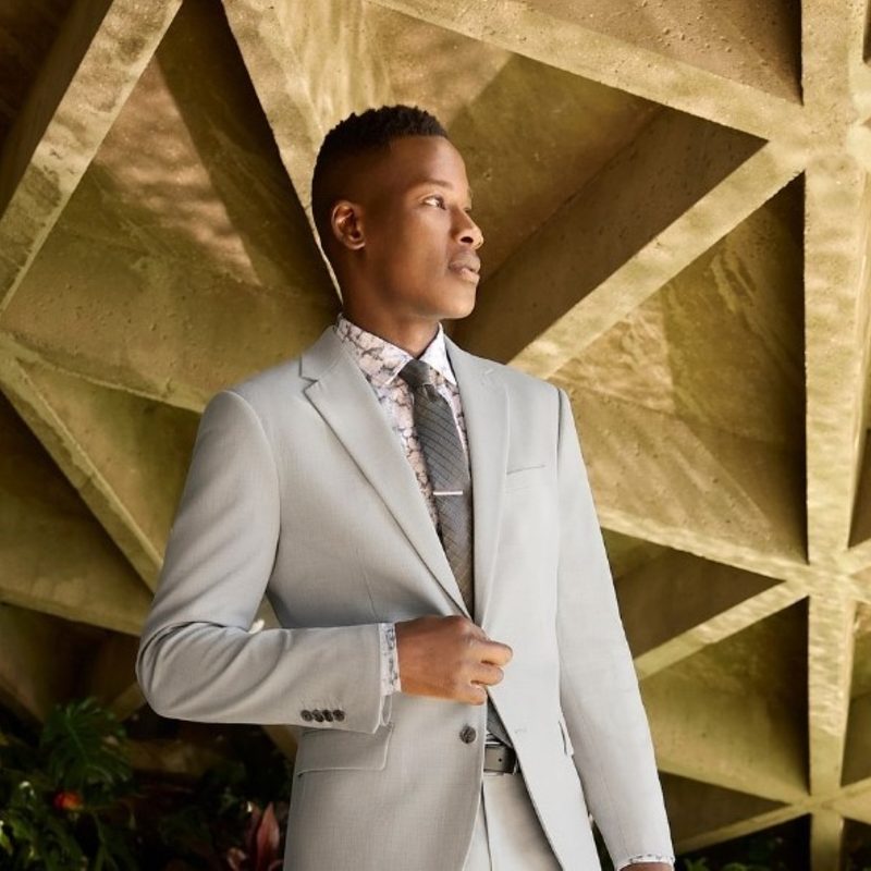 Perry Ellis light suit and tie