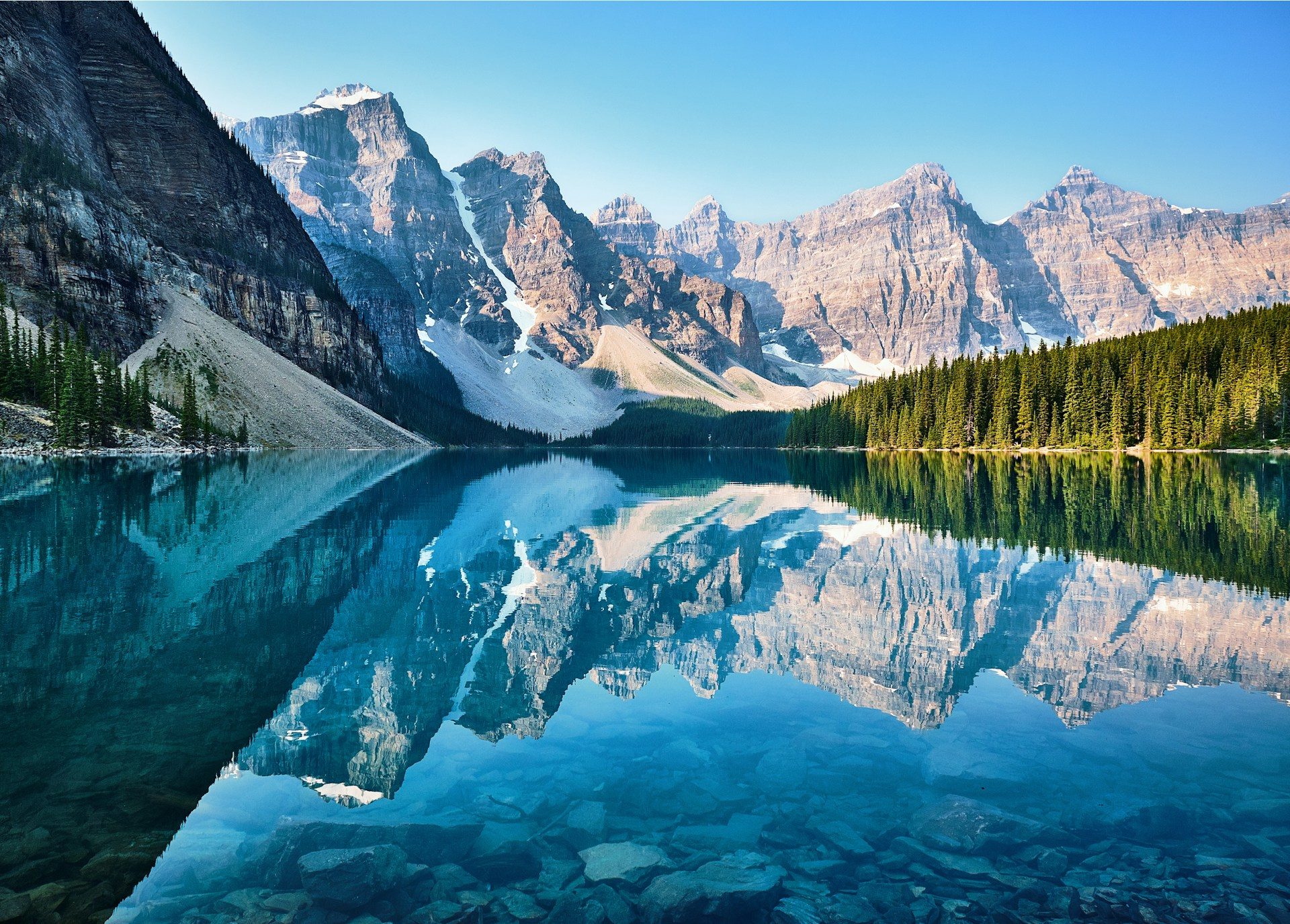 Moraine Lake at Banff National Park in Canada