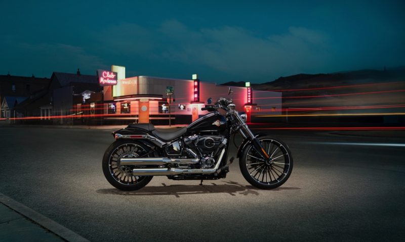 2025 Harley-Davidson Breakout.