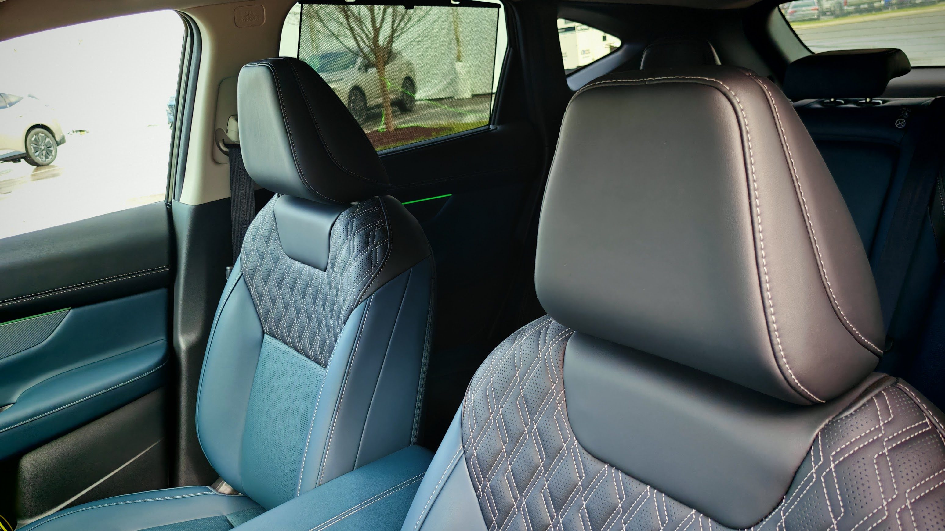 Closeup of the quilted Zero G seats in the Nissan Murano