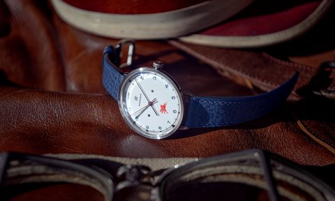 Mobil 1 watch