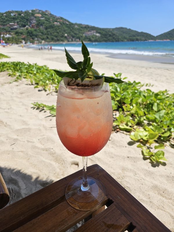 Thompson Zihuatanejo