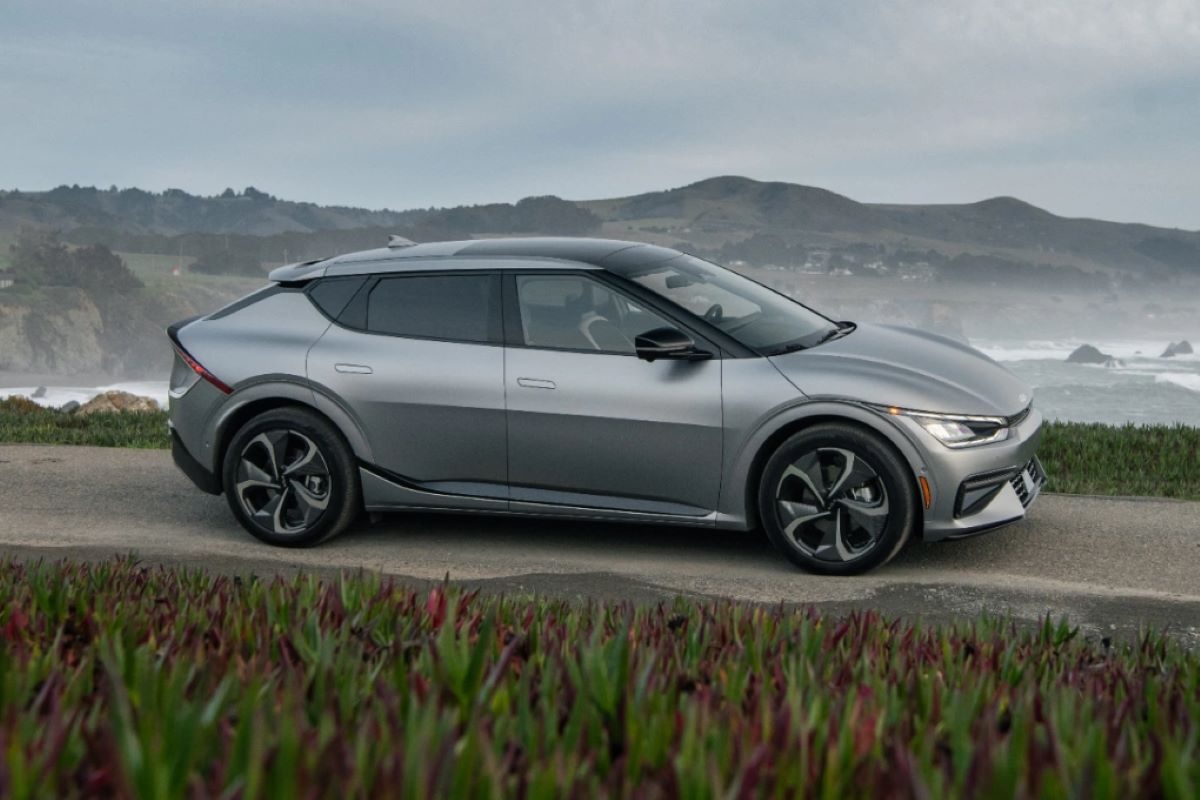EV6