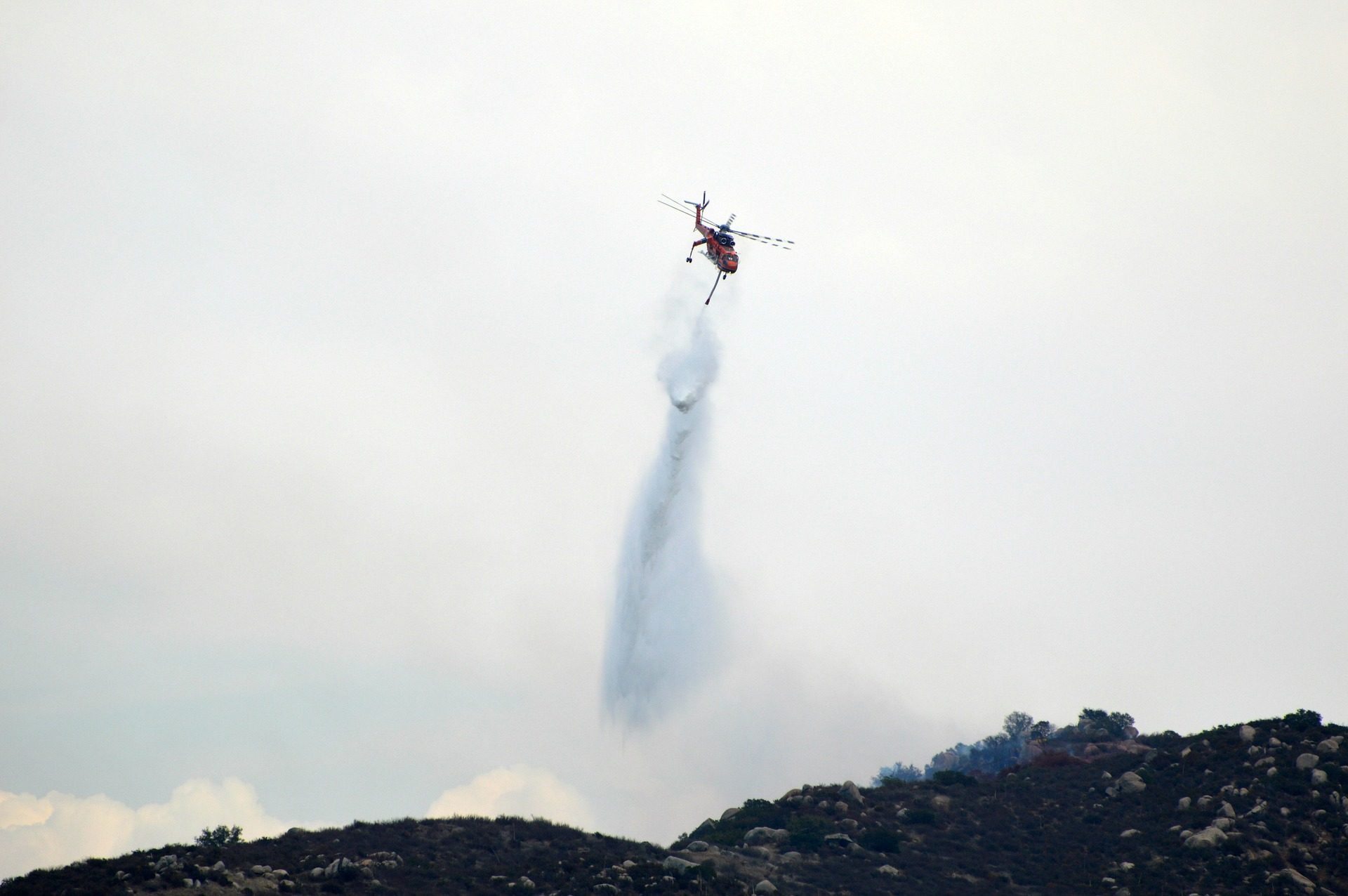 Helicopter wildfire