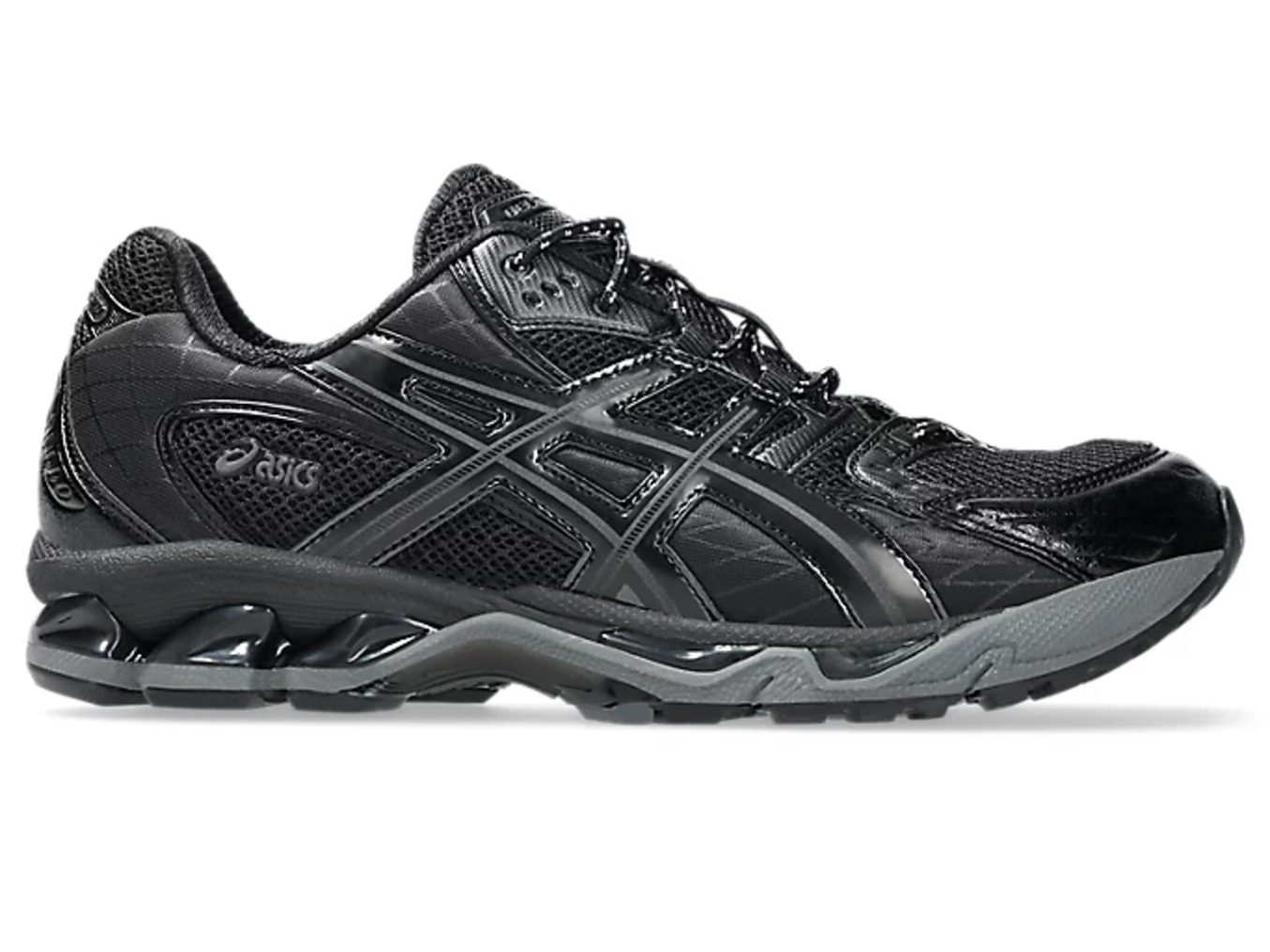 How HAVEN made an ASICS sneaker dark and stealthy - The Manual