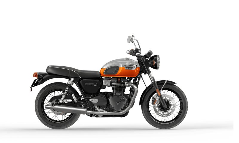 2025 Triumph Bonneville T100.