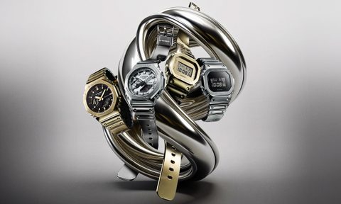 The Fine Metallic Series reinvents the legendary G-STEEL GM5600 and GM2100 lines, offering both digital and analog versions of these refined timepieces.