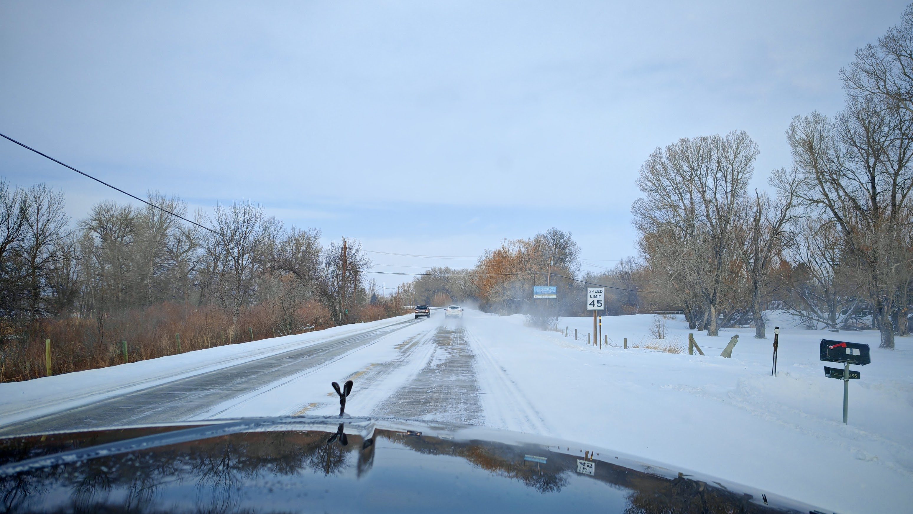 Passenger view when driving in a Cullinan through snow