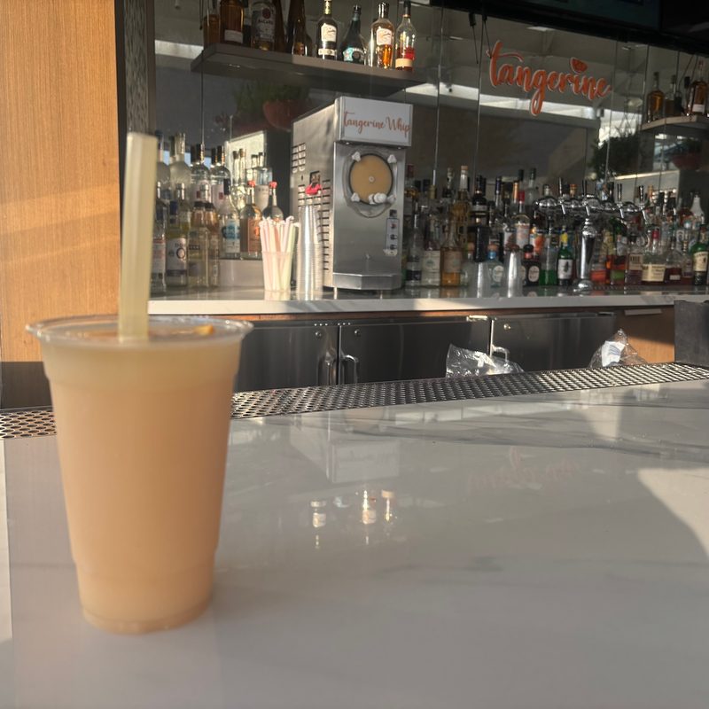 Tangerine Pool Bar, WDW Swan Reserve