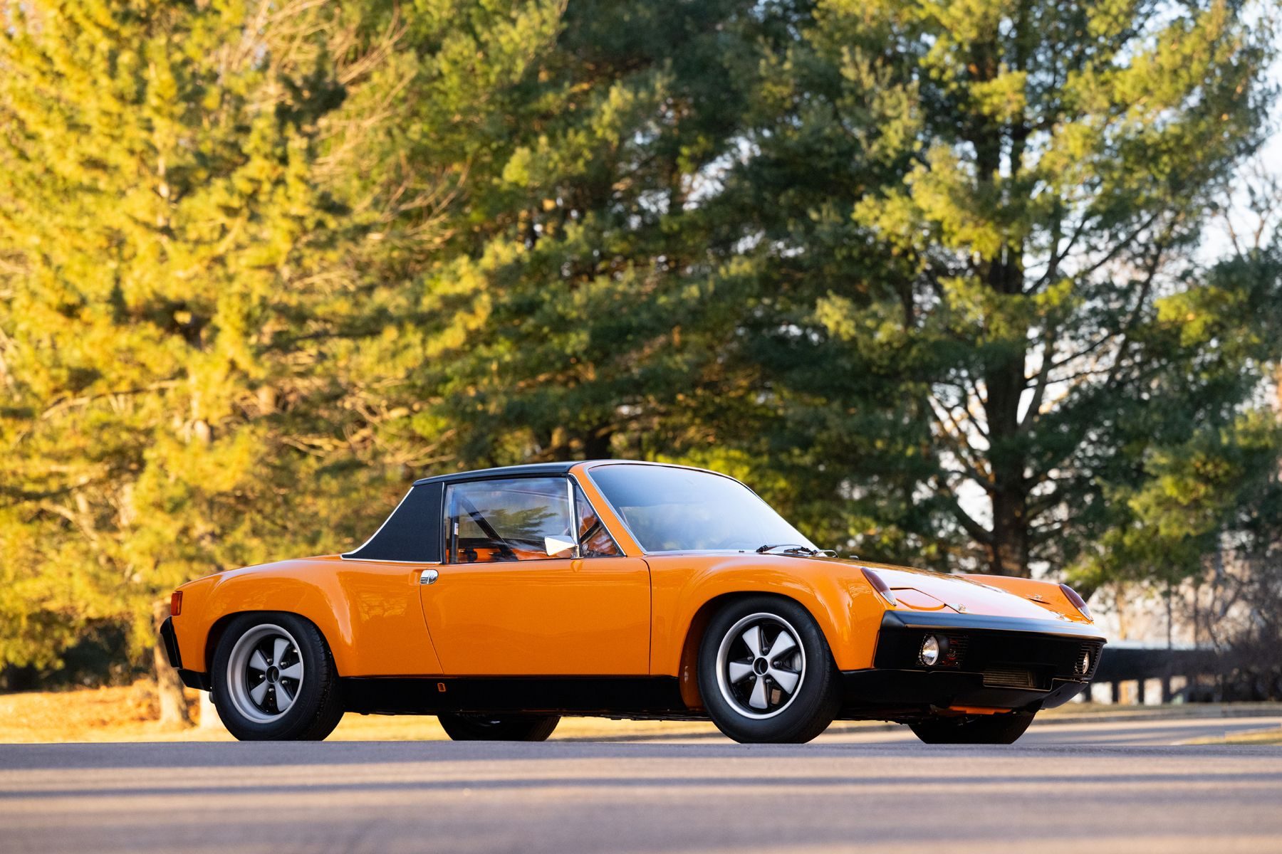 希少PORSCHE 914/6 純正オーナーズマニュアルセット ケース付 当時物 One of Porsche's rarest vehicles is up for sale in March - The Manual
