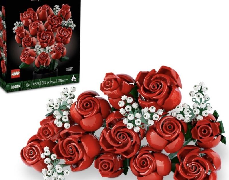 Bouquet of LEGO roses