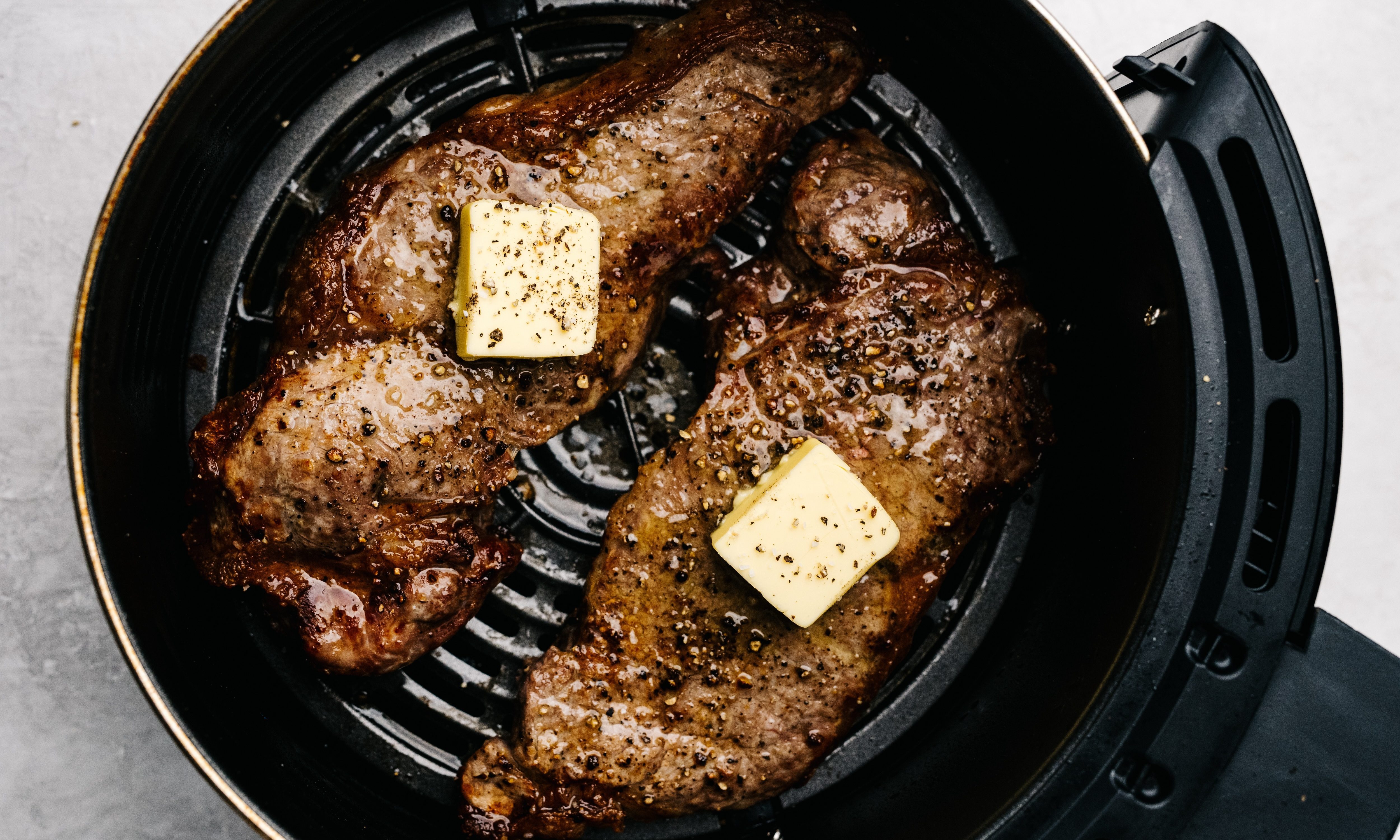Cooking steaks in the air fryer