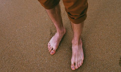 barefoot