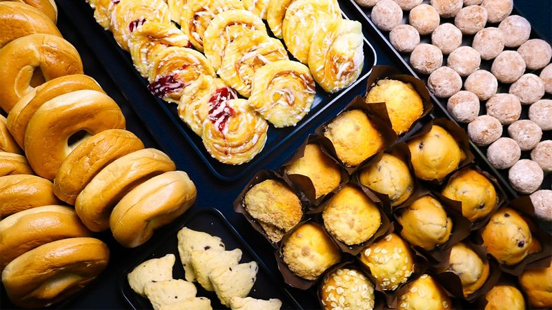 American Airlines Admirals Club breakfast breads