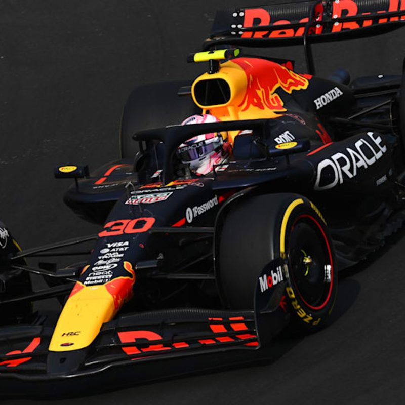Liam Lawson in a Red Bull race car.