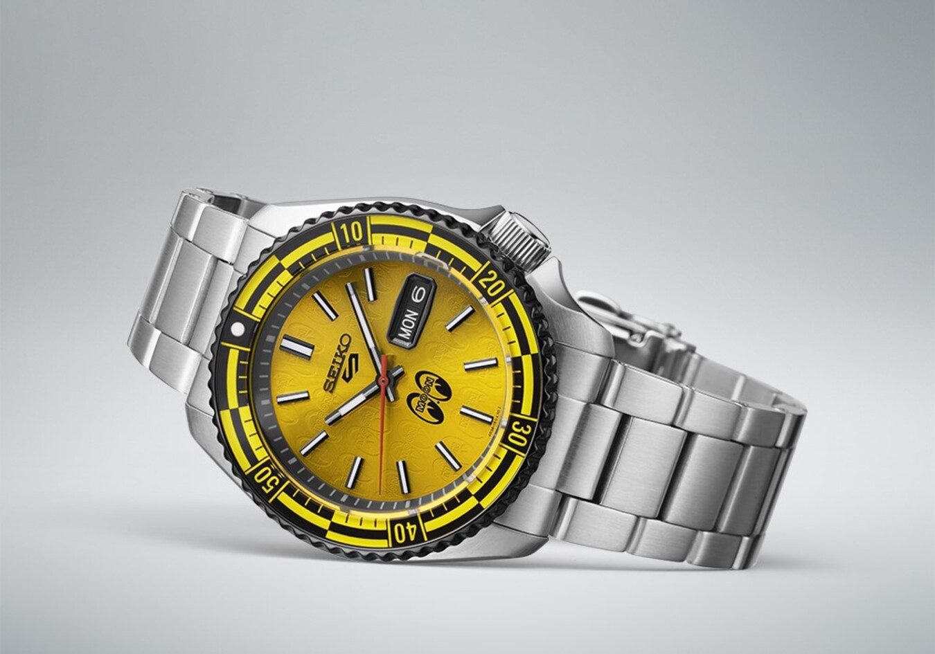 Seiko 5 Sports x MOONEYES - The Manual