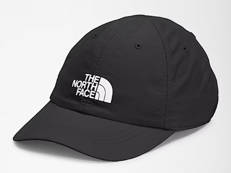 The North Face Horizon Hat on a gray background.