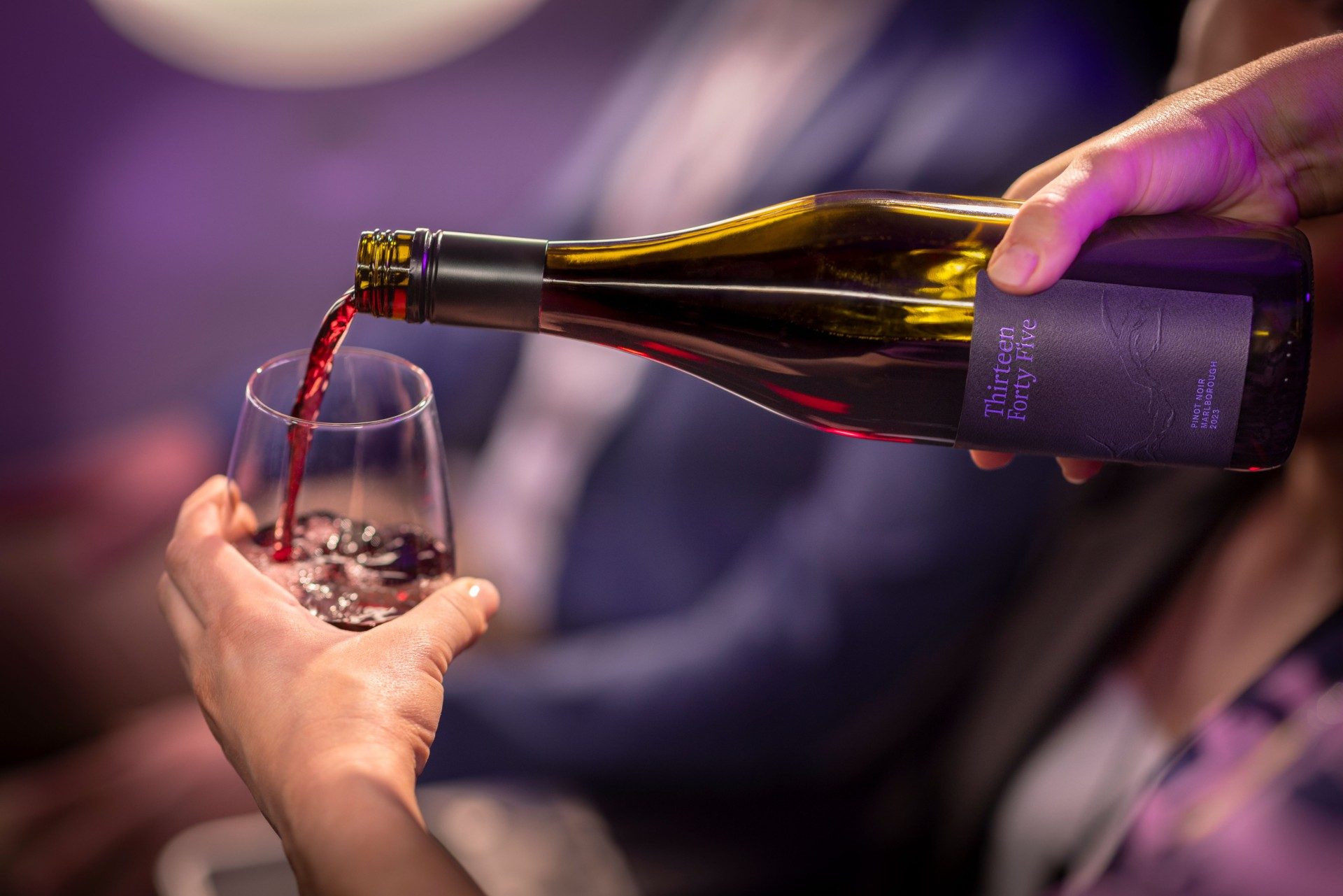 Air New Zealand launches signature wine with symbolic name - The