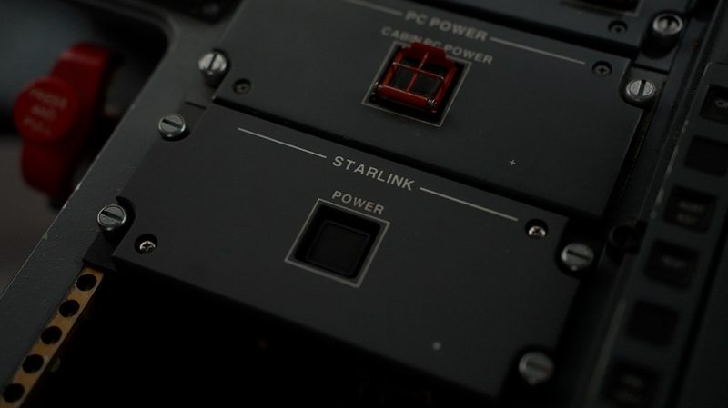 United Airlines Starlink