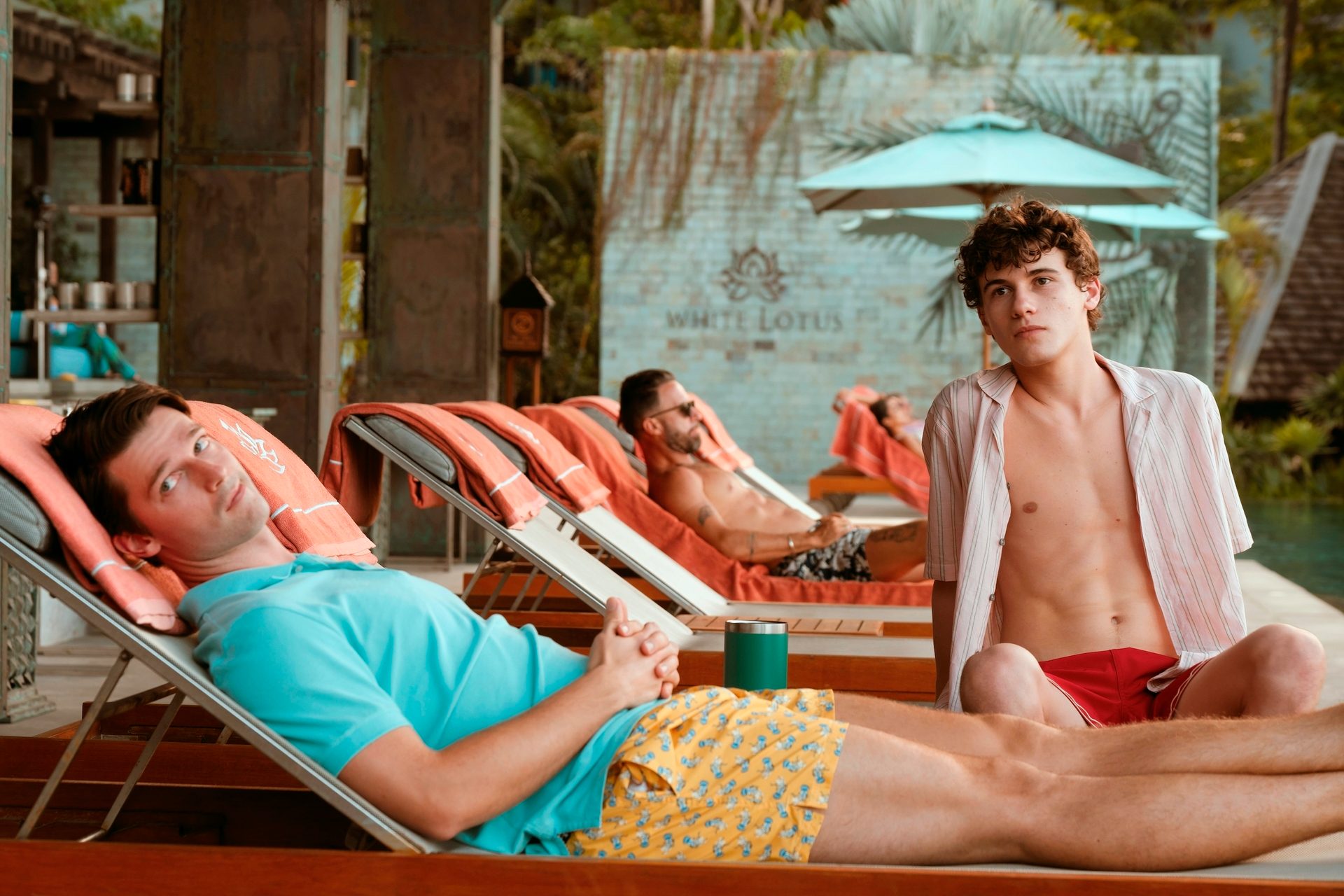 Patrick Schwarzenegger and Sam Nivola in The White Lotus season 3