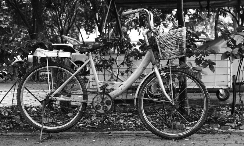black and white old fashioned bicycle