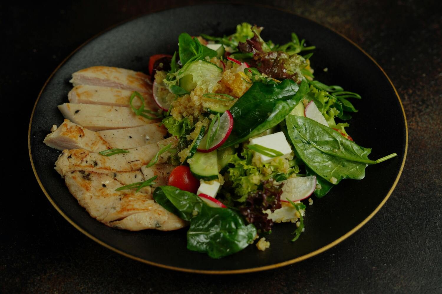 Chicken, quinoa, veggies.