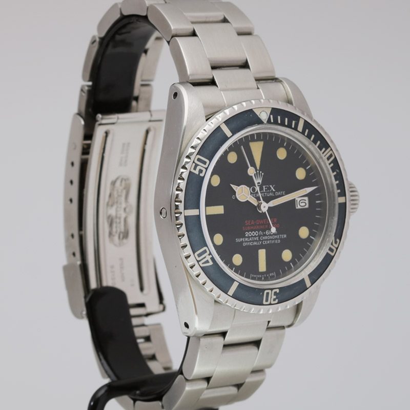 Rolex Submariner Ref 5512 1972 showing the dial and case