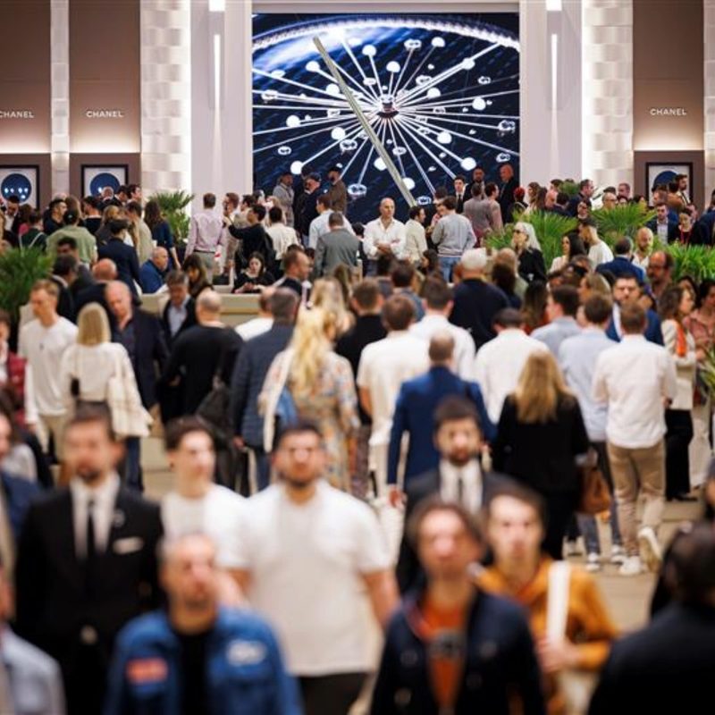 Watches & Wonders crowd