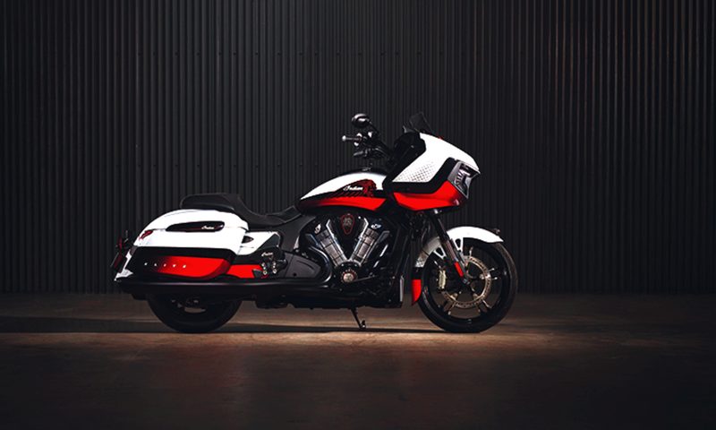 2025 Indian Motorcycle Challenger Elite limited edition right profile view.